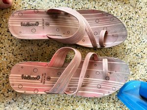 Walkaroo Pink Slippers