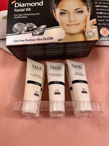 VLCC Facial Kit With Shampoo Conditioner