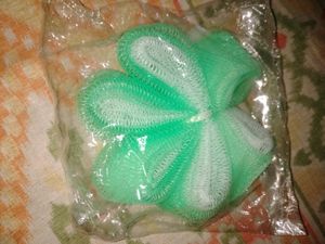 Flower Scrubber(1 Piss/Random Colour)🤫