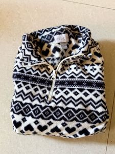 Cozy Patterned Fleece sweater for winger