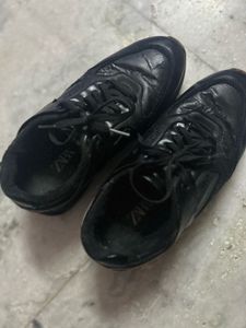 Zara Black Shoes