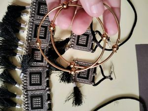 Fresh  Choker Set With Two Bangles