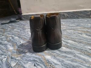Brown Leather Chelsea Boots