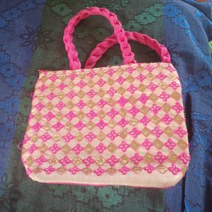 this is used hand bag