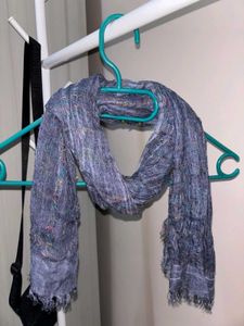 Lightweight Scarf