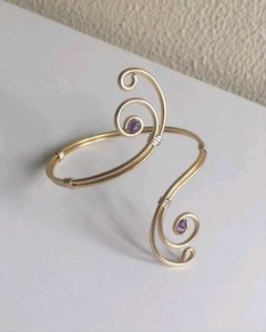 Elegant Gold-Tone Arm Cuff