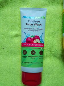 Mama Earth Face Wash