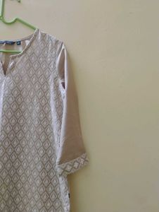 Daily Wear Avaasa Kurta