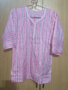 Short Kurti Worn With Jeans