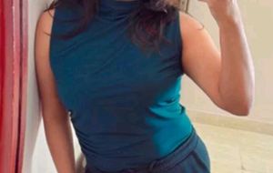 NEW TOP