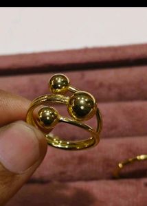 Embrell Orbit Ball Ring