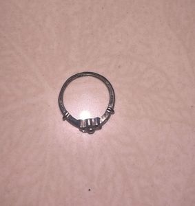 Elegant Floral Silver Ring