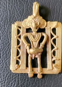 Shantiniketan &#39;s Tribal  Dokra Pendants