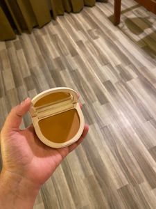 Rare Beauty Powder Puff