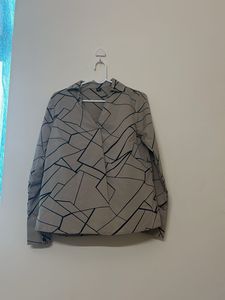 Geometric Print Blouse