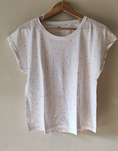 Studded Basic white T-shirt