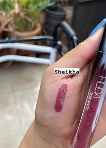 Huda Beauty Demi Matte Lipstick