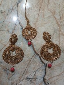 Earing With Maang Teeka