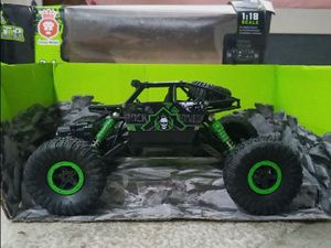 Cross World Rock Crawler