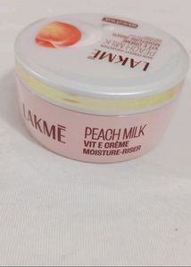 Lakme Peach Milk Vit E Crame Moisturizer