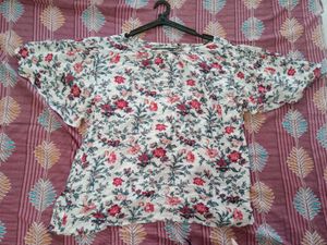 Floral Print Flutter Sleeve Top