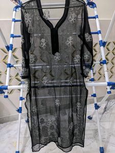 Luchnowi Kurti