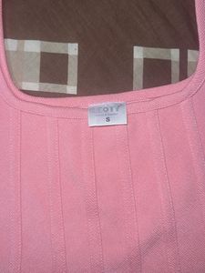 Pink Top Great for casual outings, work, or brunch