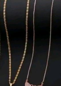 I'm Selling Pair Of Chains For Girls And Women's