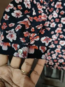 Floral Print Three Quarter Sleeve Top