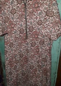 Design Kurti,Side Cutting Looking Stylish