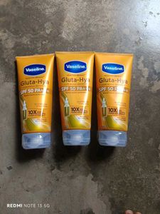 Vaseline Gluta-Hya SPF 50