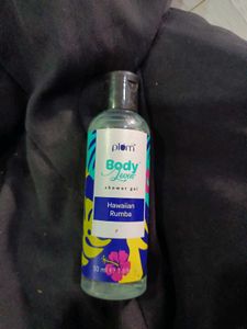 Plum Body Loving Shower Gel Hawaii Roomba