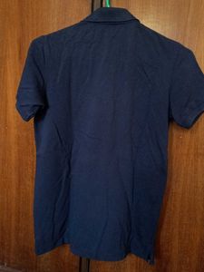 Uniqlo Slim Fit Unisex Polo Collar T Shirt