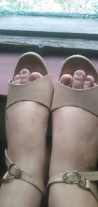 Peach color heels for women