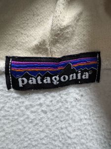 Patagonia P-6 Logo Uprisal White Baggy Hoodie