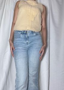 Elegant Sleeveless Top