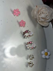 Cute Floral Earring Set