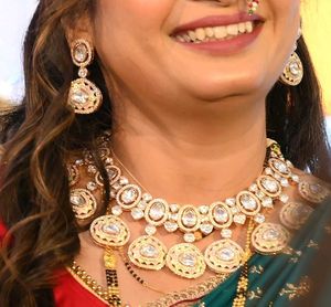 Stunning Kundan Jewelry Set