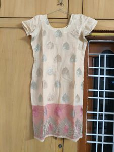 Elegant Beige &amp; Peach Salwar Kameez