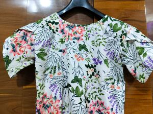 Floral Print Short Sleeve Top