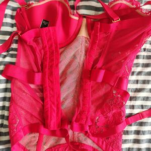 Beautiful Lacy Victoria&#39;s Secret Pink Corset ❤️