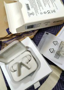 brand new sealed pack realme buds air 7