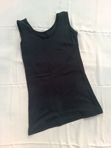 Mesh top with spaghetti inner