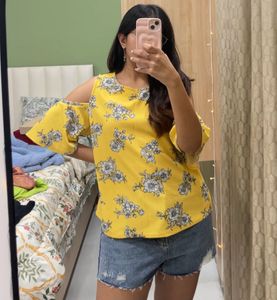 ZINK LONDON Floral Top