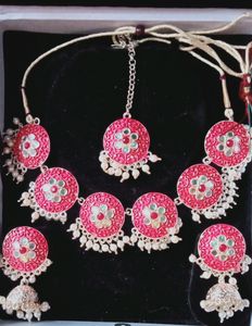 Pink necklace Order The Beautiful Necklace and Get a Free Gift 🎁🎁🎁