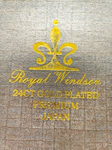 Royal Windsor 24ct Gold Plated Premium Japan Vase