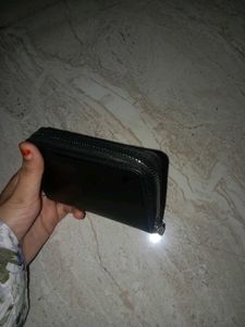 Black Wallet.