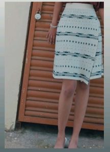 Off White Skirt (🤍)
