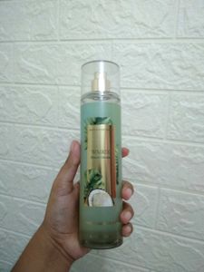 body mist (Smells Like Bounty 🥥)