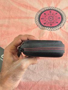 Samsung Portable SSD T9 – 1TB |  Like New